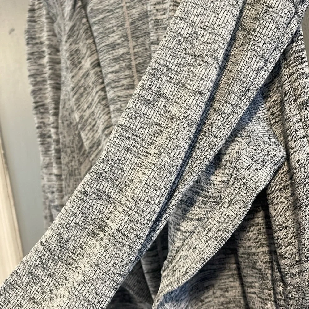 Athleta Blissful Cardigan in Gray Size‎ S